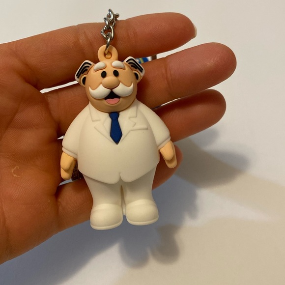 Original Dr Simi Keychain - Picture 6 of 16